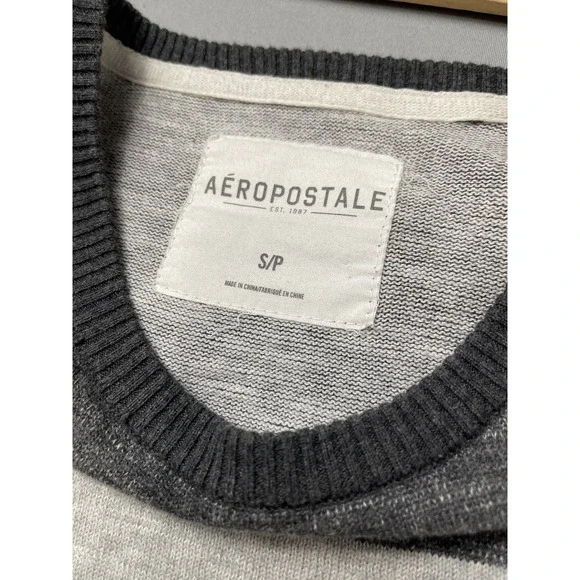 Aeropostale Women Sweater Small Gray Striped Emo Scene Y2K Goth Grunge Crew Neck - Picture 4 of 10